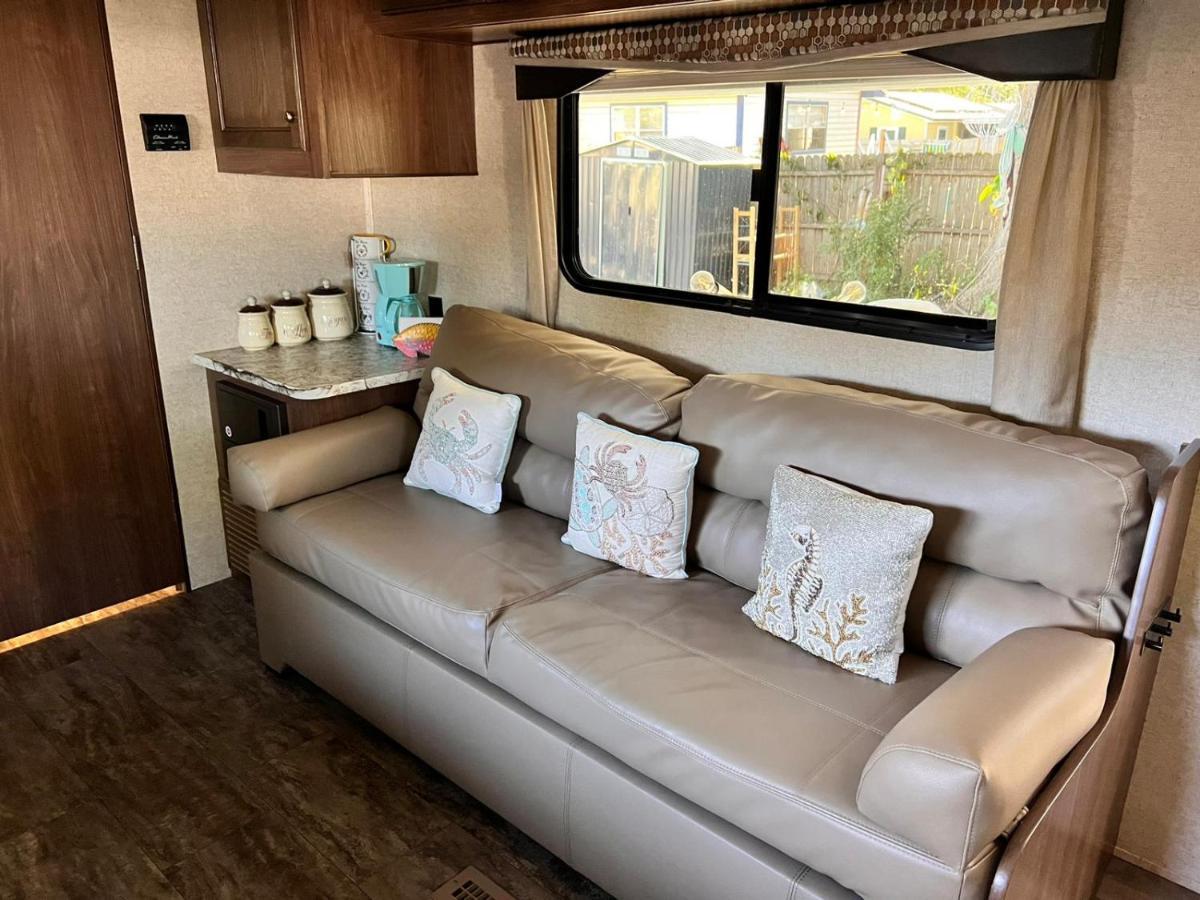 Rv Camper Paradise On The Wheels In Clearwater Beaches Largo Exterior photo